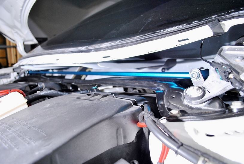 Hardrace Front Strut Brace Ford KUGA