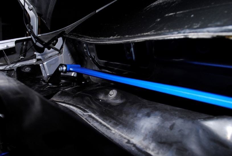 Hardrace Front Strut Brace Toyota Sienna