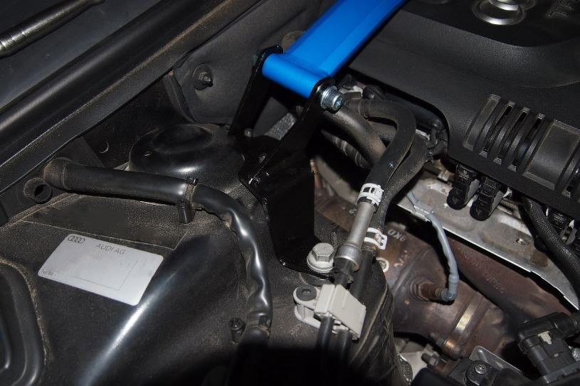 Hardrace Front Strut Brace Audi A4