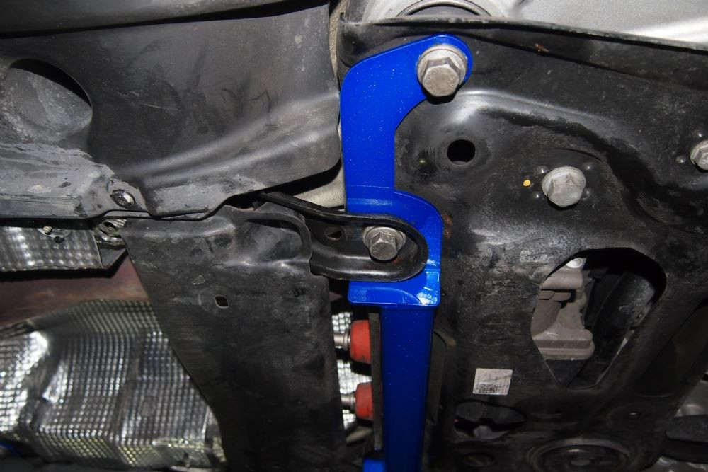 Hardrace Middle Lower Brace Skoda Superb