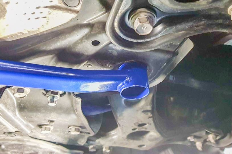 Hardrace Front Lower Brace Toyota Prius alpha Hardrace Front Lower Brace Toyota Prius alpha