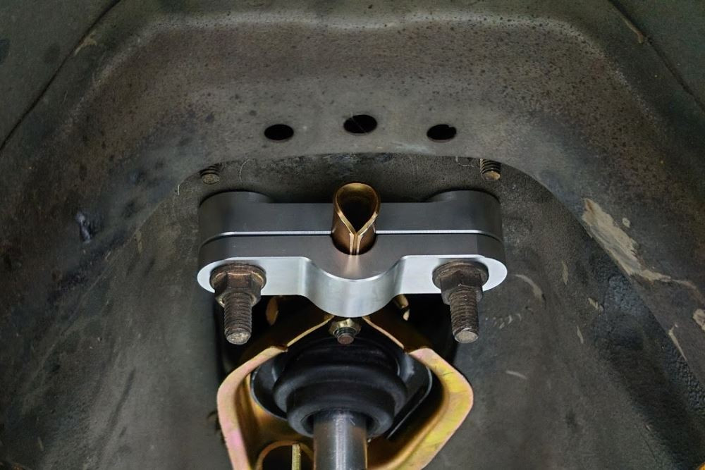 Hardrace Solid Aluminum Shifter Bushing Honda Civic, Crx, Integra