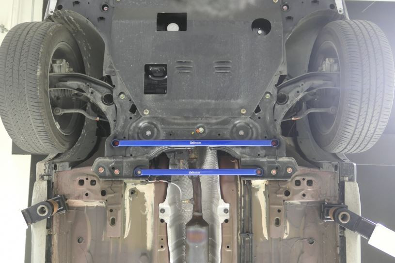 Hardrace Middle Lower Brace Nissan Kicks