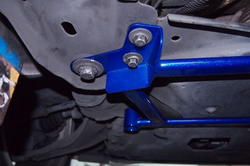Hardrace Front Lower Brace Volvo S60, V60