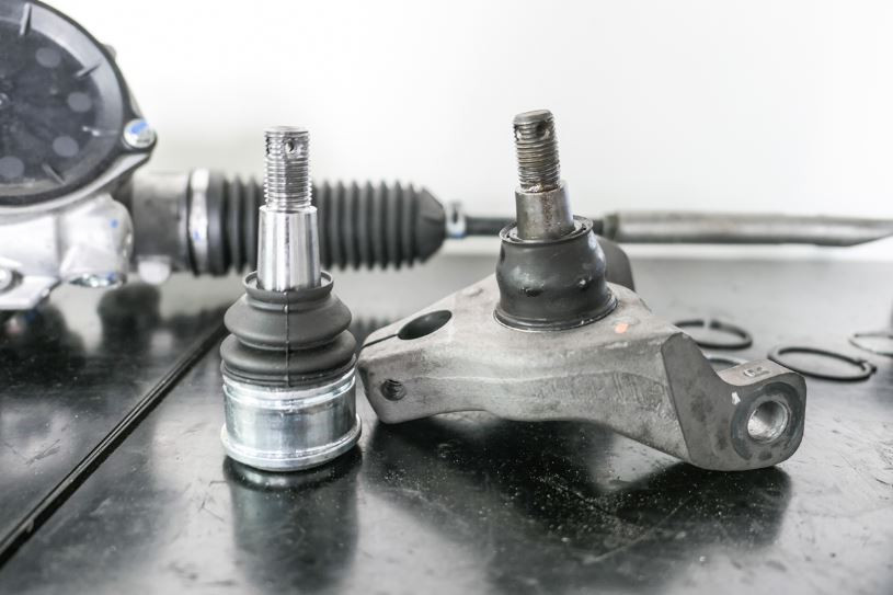 Hardrace Front Roll Center Adjuster