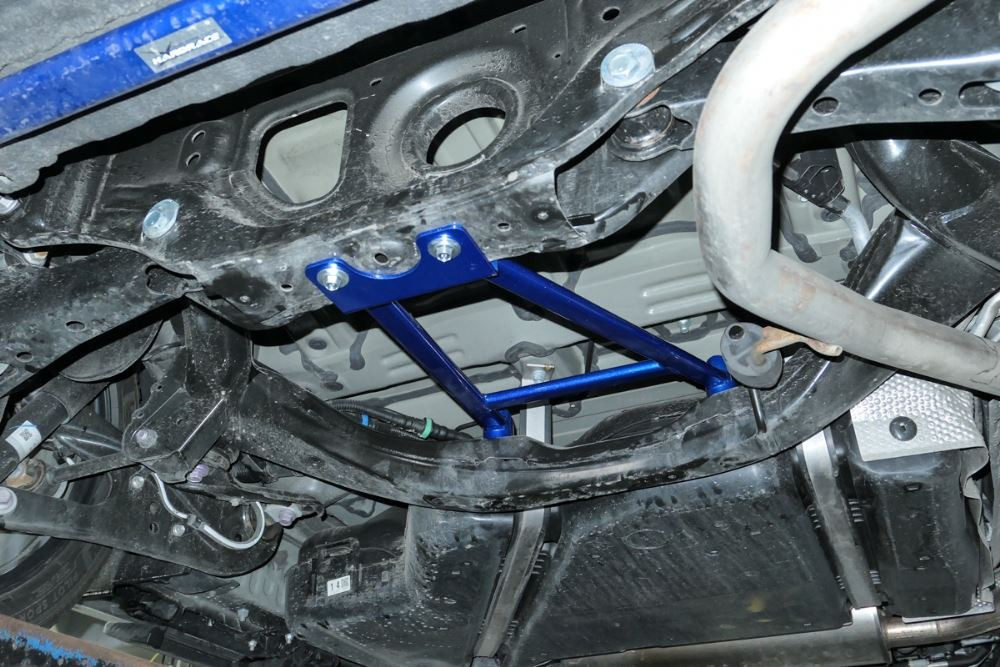 Hardrace Rear Lower Brace Toyota Sienna