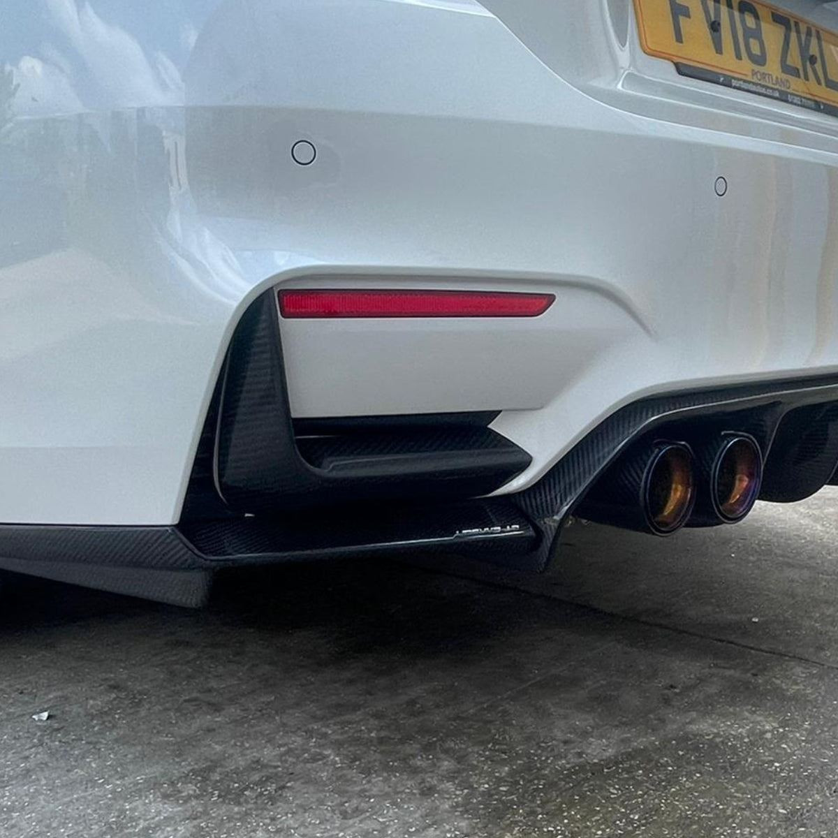 BMW M3 & M4 (F80/F82/F83) 2014-2020 CARBON FIBRE REAR BUMPER CANARDS BMW M3 & M4 (F80/F82/F83) 2014-2020 CARBON FIBRE REAR BUMPER CANARDS