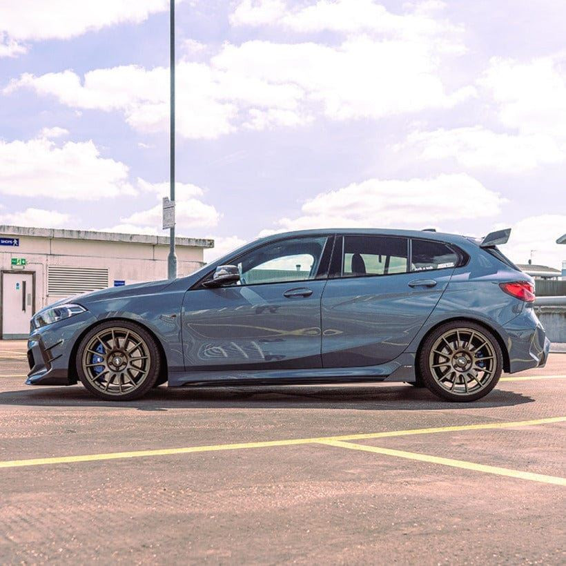 BMW 1 SERIES F40 CARBON FIBRE SIDE SKIRTS - CT DESIGN BMW 1 SERIES F40 CARBON FIBRE SIDE SKIRTS - CT DESIGN