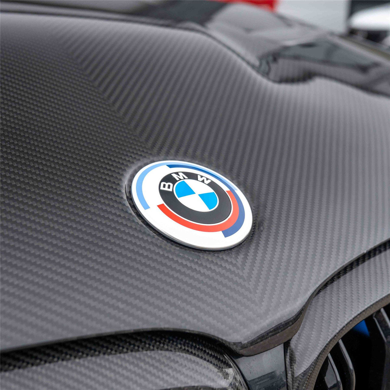 BMW F90 M5 & G30 5 SERIES CARBON FIBRE BONNET - V1 BMW F90 M5 & G30 5 SERIES CARBON FIBRE BONNET - V1