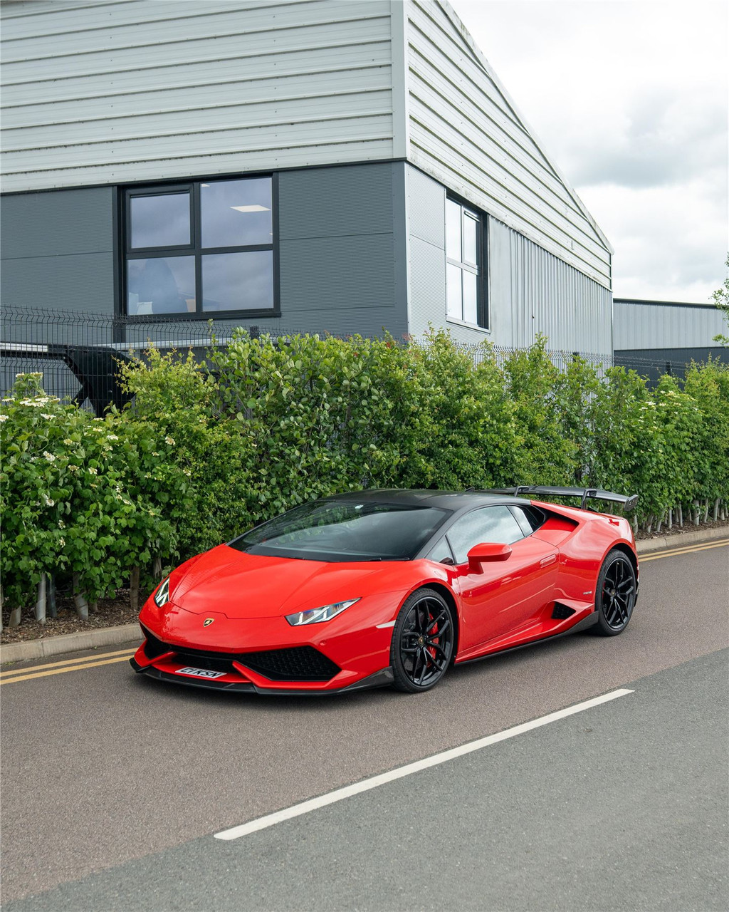 LAMBORGHINI HURACAN LP-610 CARBON FIBRE SPLITTER - CT DESIGN