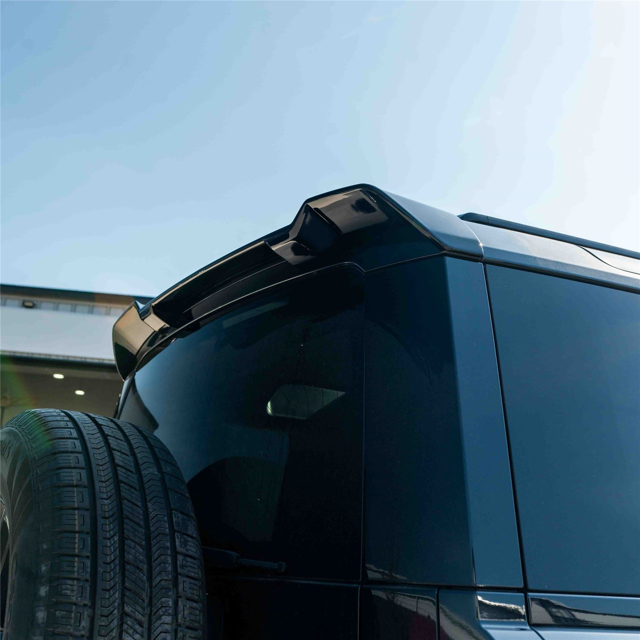 LAND ROVER DEFENDER L663 110 & 90 FRONT AND REAR GLOSS BLACK MIDDLE TRIM PACK LAND ROVER DEFENDER L663 110 & 90 FRONT AND REAR GLOSS BLACK MIDDLE TRIM PACK