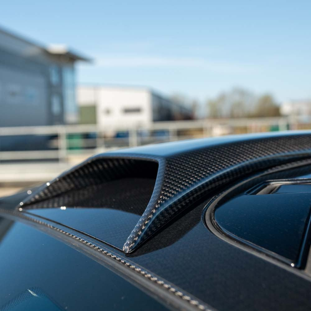 MCLAREN 720S CARBON FIBRE ROOF SCOOP - CT DESIGN