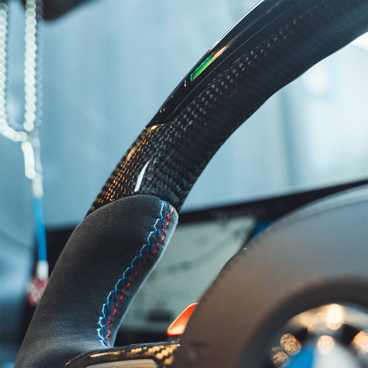 BMW GXX CARBON FIBRE / ALCANTARA LED FLAT BOTTOM STEERING WHEEL WITH HEATING