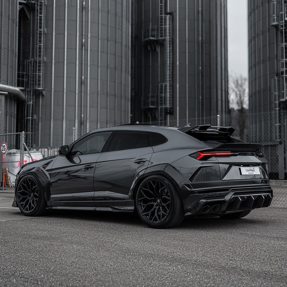 LAMBORGHINI URUS FULL CARBON FIBRE ARCHES - CT DESIGN