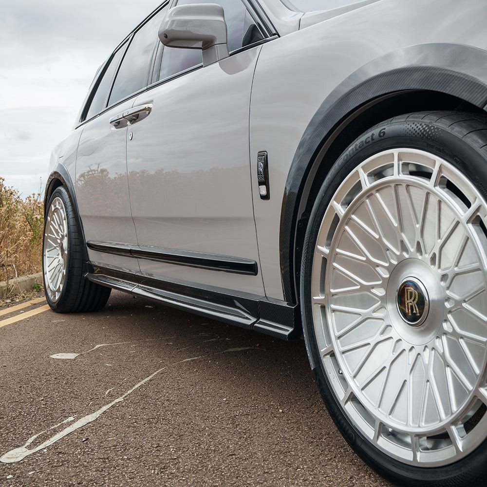 ROLLS ROYCE CULLINAN CARBON FIBRE SIDE SKIRTS - CT DESIGN