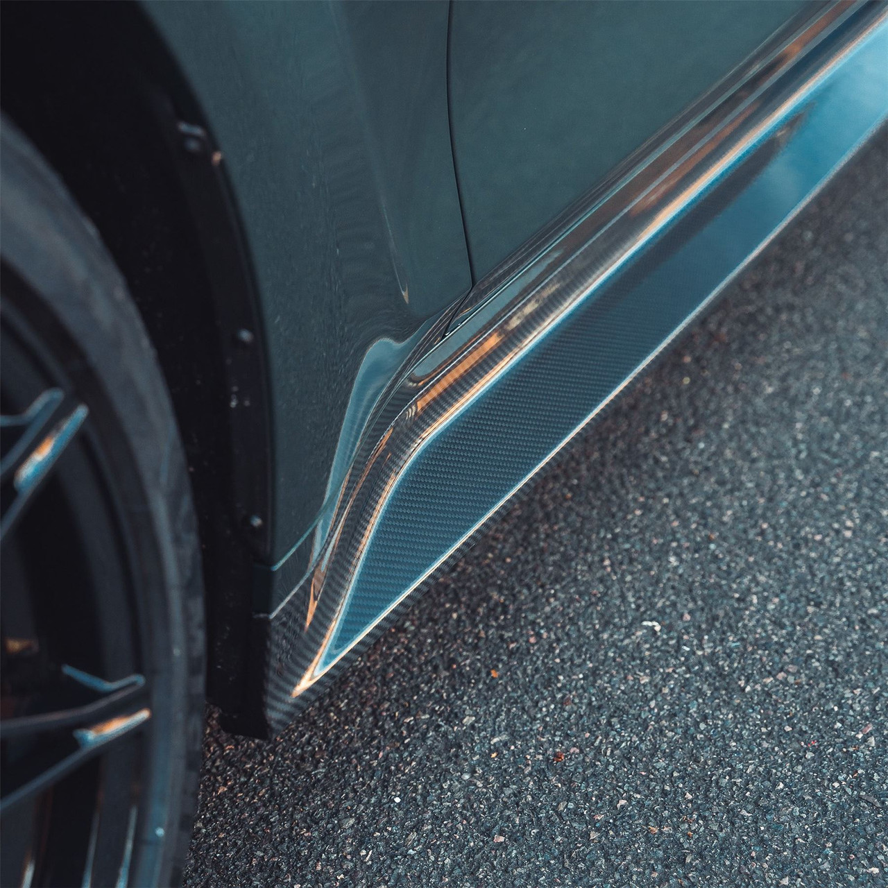 BMW M3 G80/G81 CARBON FIBRE SIDE SKIRT REPLACEMENT - V5 BMW M3 G80/G81 CARBON FIBRE SIDE SKIRT REPLACEMENT - V5