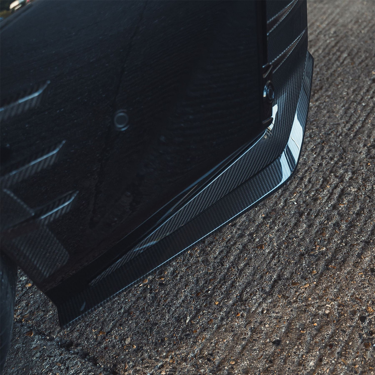 BMW G87 M2 CARBON FIBRE REAR BUMPER CORNERS - CT DESIGN BMW G87 M2 CARBON FIBRE REAR BUMPER CORNERS - CT DESIGN