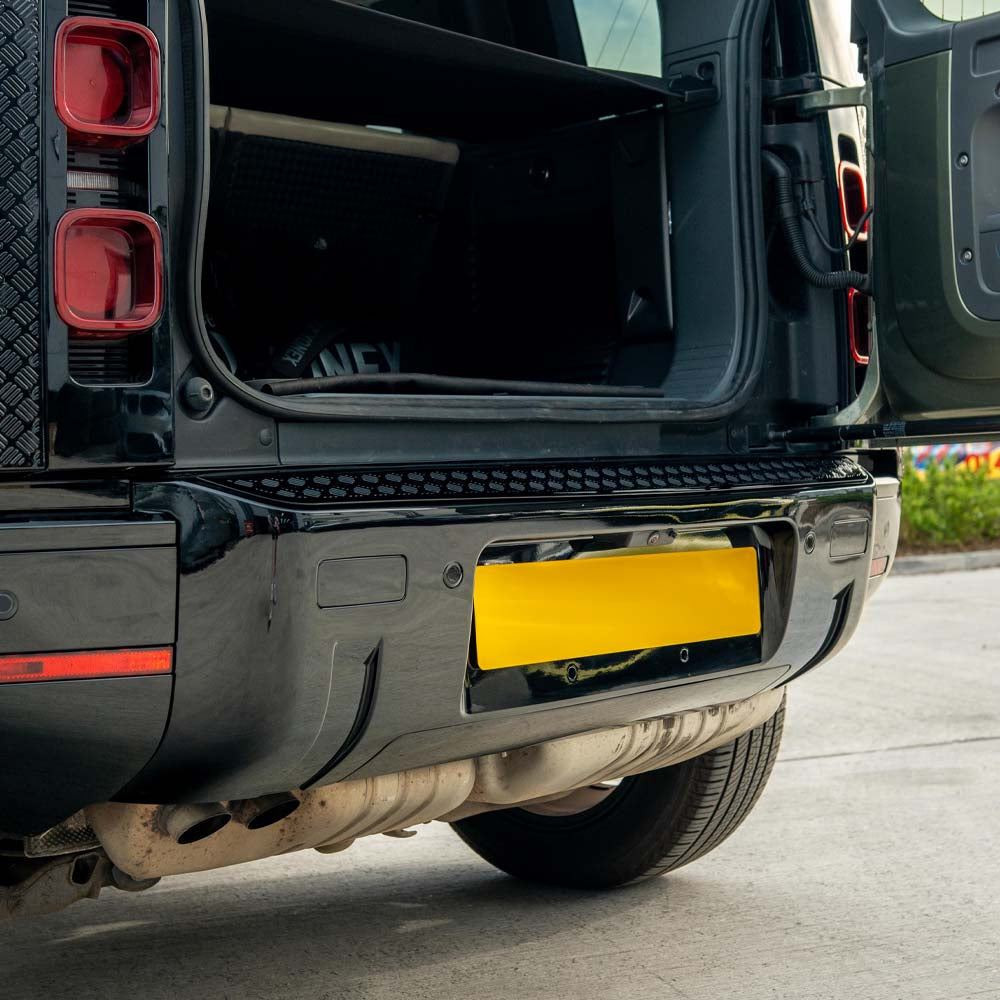 LAND ROVER DEFENDER L663 110 GLOSS BLACK ANTI SCRATCH TRIM SET LAND ROVER DEFENDER L663 110 GLOSS BLACK ANTI SCRATCH TRIM SET