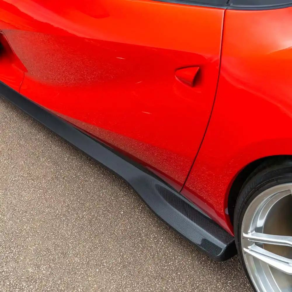 FERRARI 812 SUPERFAST & GTS CARBON FIBRE SIDE SKIRT EXTENSION - CT DESIGN FERRARI 812 SUPERFAST & GTS CARBON FIBRE SIDE SKIRT EXTENSION - CT DESIGN