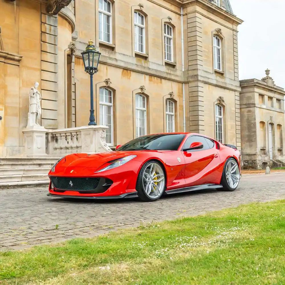 FERRARI 812 SUPERFAST & GTS CARBON FIBRE SIDE SKIRT EXTENSION - CT DESIGN FERRARI 812 SUPERFAST & GTS CARBON FIBRE SIDE SKIRT EXTENSION - CT DESIGN