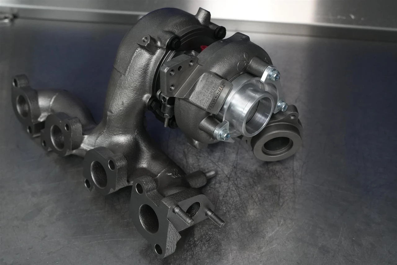 Turbo to Airbox TIP Silicone for 2.0 TDI 16v CJAA / CBEA / CKRA US Spec LHD Engines Turbo to Airbox TIP Silicone for 2.0 TDI 16v CJAA / CBEA / CKRA US Spec LHD Engines