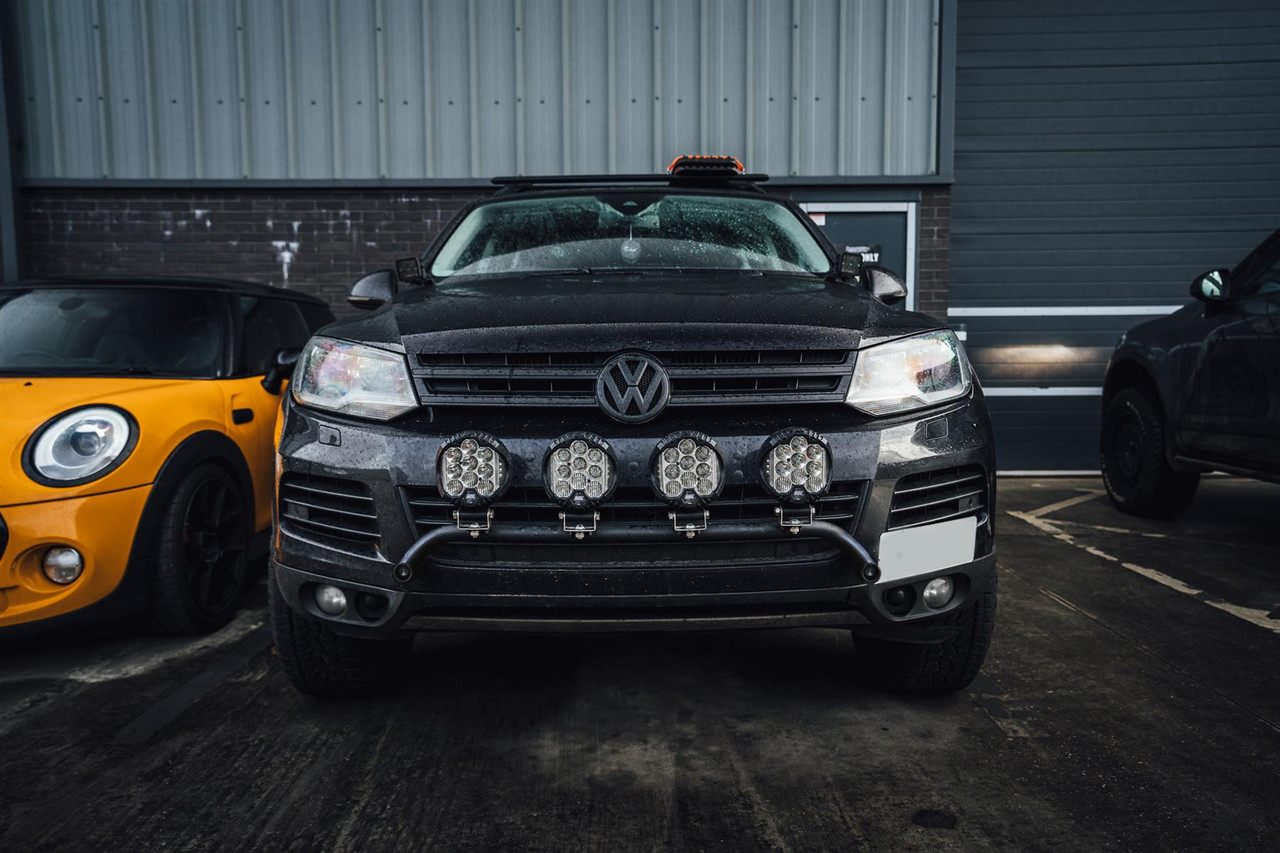 Bolt on Raised Light Bar for VW Touareg / Porsche Cayenne