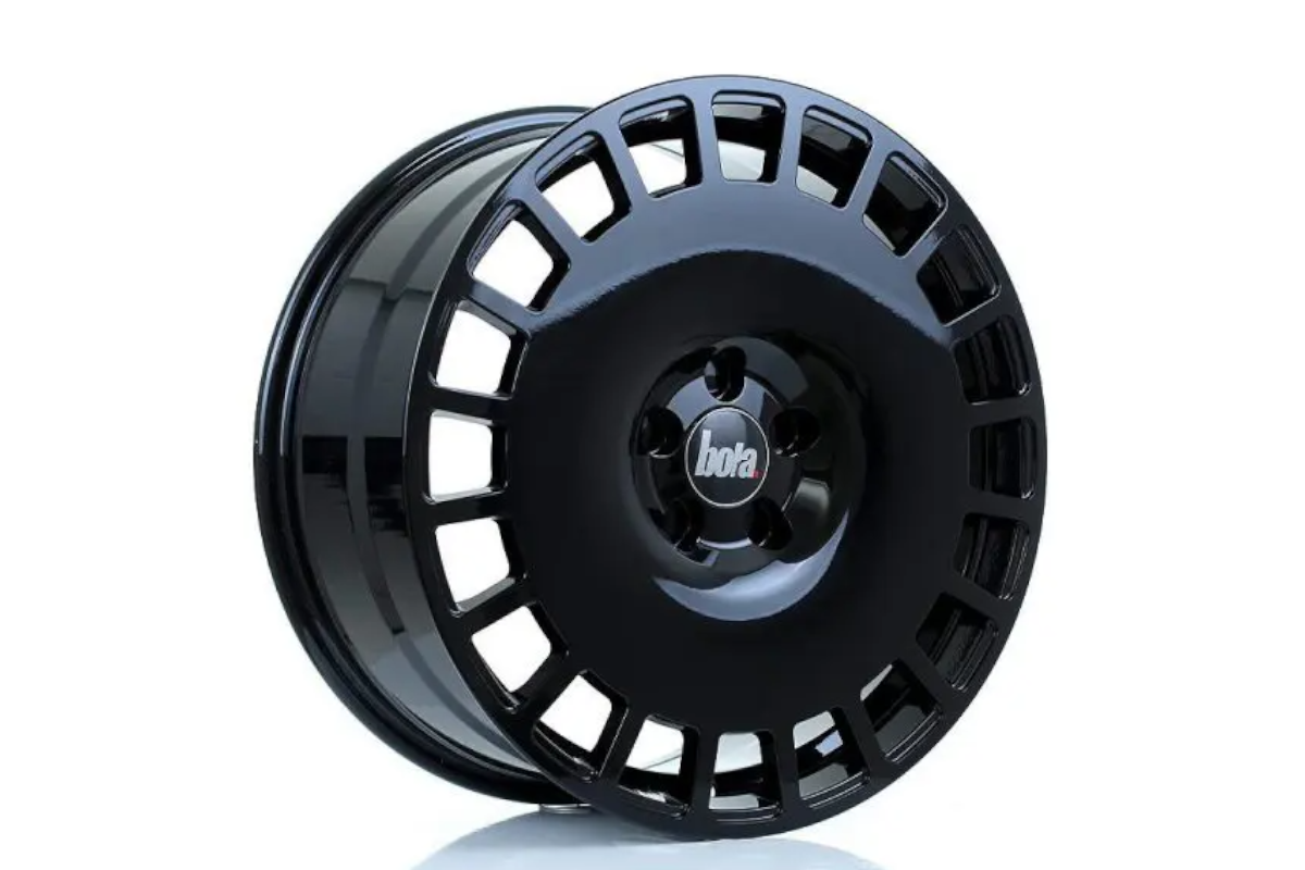 Bola B12 Performance Series Alloy Wheel Bola B12 Performance Series Alloy Wheel