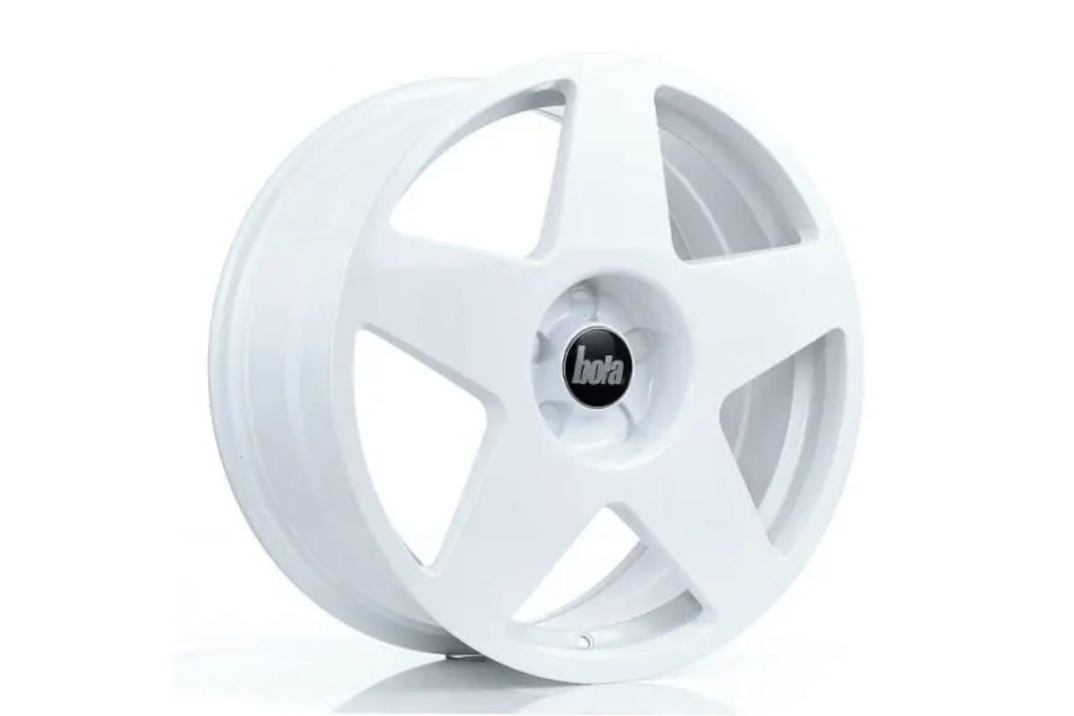 Bola B10 Performance Series Alloy Wheel Bola B10 Performance Series Alloy Wheel