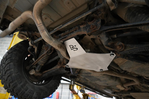 Darkside Overland Differential Guard for Touareg / Cayenne / Q7 Darkside Overland Differential Guard for Touareg / Cayenne / Q7