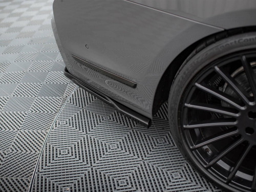 Maxton Rear Splitter (Vertical Bars) V.2 BMW 7 M-Pack G11 / G12 Facelift Maxton Rear Splitter (Vertical Bars) V.2 BMW 7 M-Pack G11 / G12 Facelift