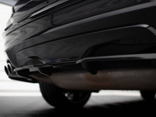 Maxton Central Rear Splitter (Vertical Bars) BMW X4 M-Pack