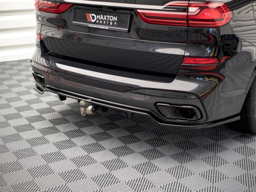Maxton Central Rear Splitter (Vertical Bars) BMW X7 M-Pack G07