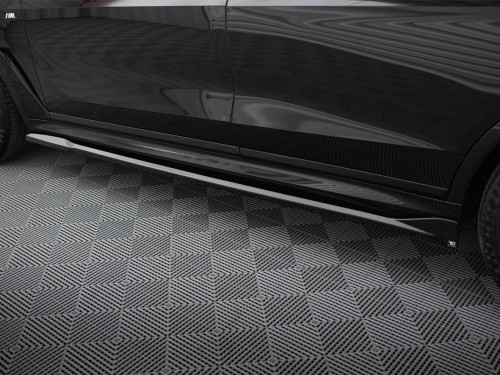 Maxton Side Skirts Diffusers BMW X7 M-Pack G07 Facelift