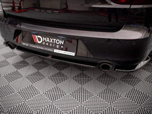 Maxton Central Rear Splitter Seat EXEO (2008-2013)