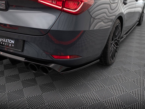 Maxton Rear Side Splitters V.2 Seat Leon ST FR Mk4 Maxton Rear Side Splitters V.2 Seat Leon ST FR Mk4