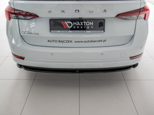 Maxton Central Rear Splitter Skoda Octavia Mk4