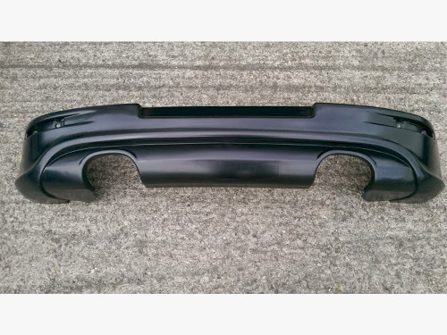Maxton Rear Valance VW Golf V R32 (With 2 Exhaust Holes) (2003-2008)