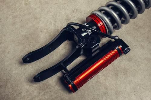 GMC Shocks EVO 3 Suspension Lift Kit for Coil Sprung Cayenne 955 & 957 / Touareg 7L / Audi Q7 GMC Shocks EVO 3 Suspension Lift Kit for Coil Sprung Cayenne 955 & 957 / Touareg 7L / Audi Q7