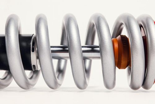 GMC Shocks EVO 3 Suspension Lift Kit for Coil Sprung Cayenne 955 & 957 / Touareg 7L / Audi Q7 GMC Shocks EVO 3 Suspension Lift Kit for Coil Sprung Cayenne 955 & 957 / Touareg 7L / Audi Q7