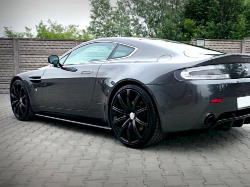 Maxton Side Skirt Diffusers Aston Martin V8 Vantage
