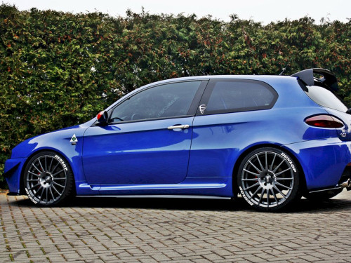 Maxton Side Skirts Diffusers Alfa Romeo 147 GTA