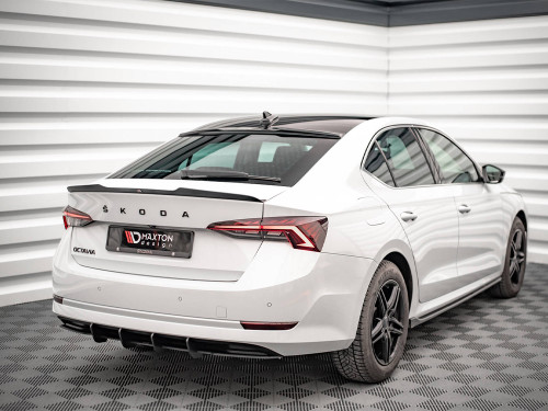 Maxton Spoiler CAP Skoda Octavia Liftback Mk4
