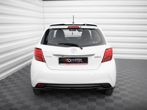Maxton Central Rear Splitter Toyota Yaris Mk3 Facelift