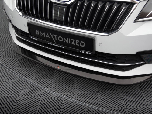 Maxton Front Splitter V.1 Skoda Superb Mk3 - Carbon Look