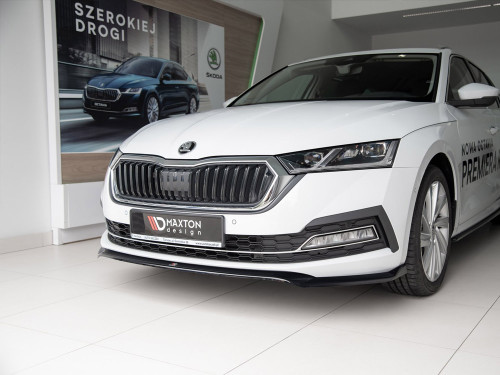 Maxton Front Splitter V2 Skoda Octavia MK4 (2019-) - Carbon Look