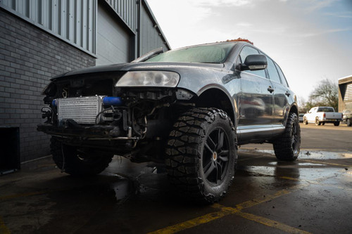 Darkside FMIC Kit for VW Touareg 7L & Porsche Cayenne 3.0 V6 TDI Darkside FMIC Kit for VW Touareg 7L & Porsche Cayenne 3.0 V6 TDI