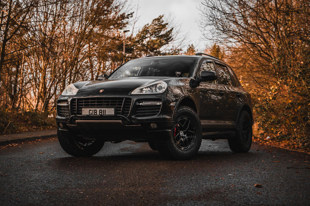 Bolt on Raised Light Bar for VW Touareg / Porsche Cayenne