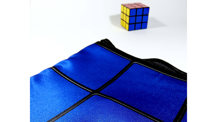 Qubik's Quick Change Bag by Lee Alex - Trick
