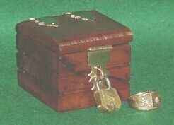 Quarter-Go Box w/ Lock - Wood
