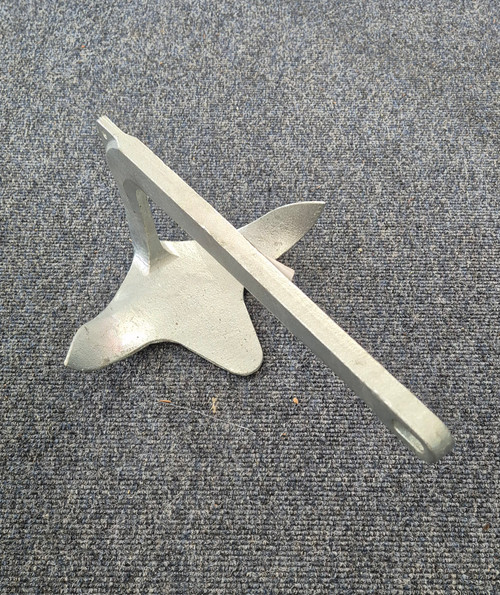 Force anchor 2.5lg €27.00